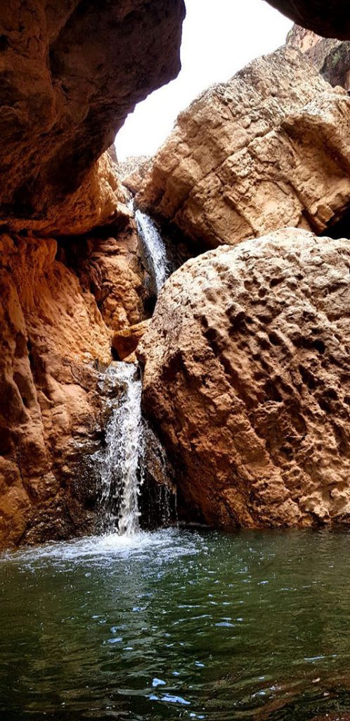 آبشار اما در طبیعتگردی ایلام