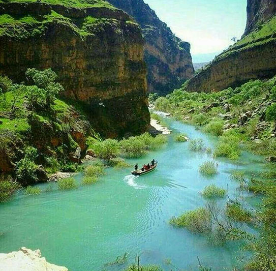 طبیعتگردی ایلام همراه با زیبایی