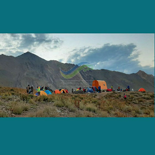 کمپ در الموت غربی و شرقی